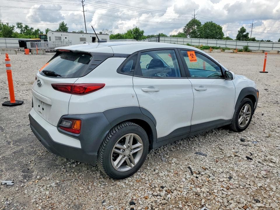 2020 HYUNDAI KONA SE 3