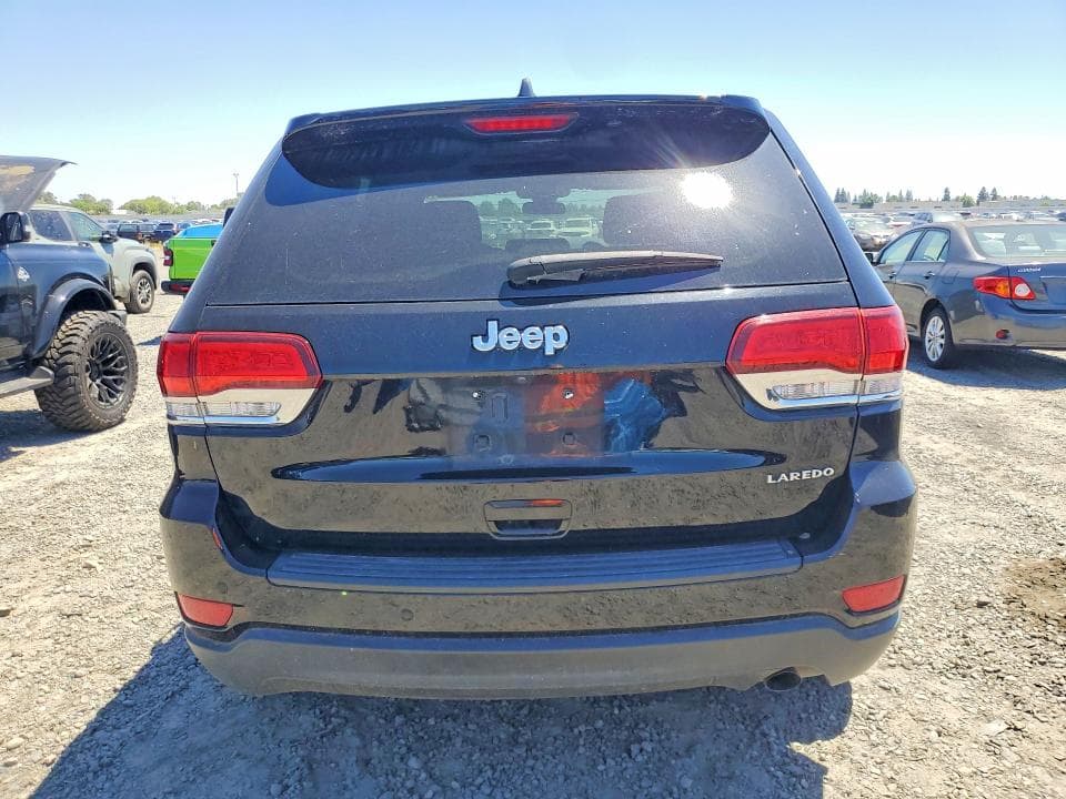 2020 JEEP GRAND CHEROKEE LAREDO 6