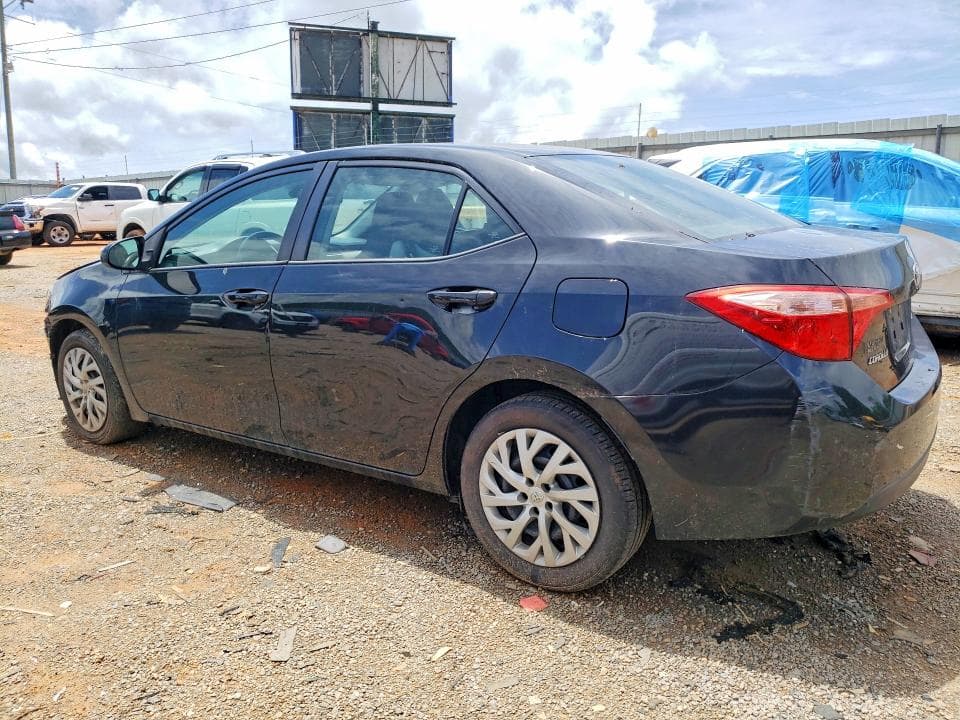 2018 TOYOTA COROLLA LE 2