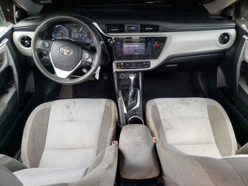 2018 TOYOTA COROLLA LE 8