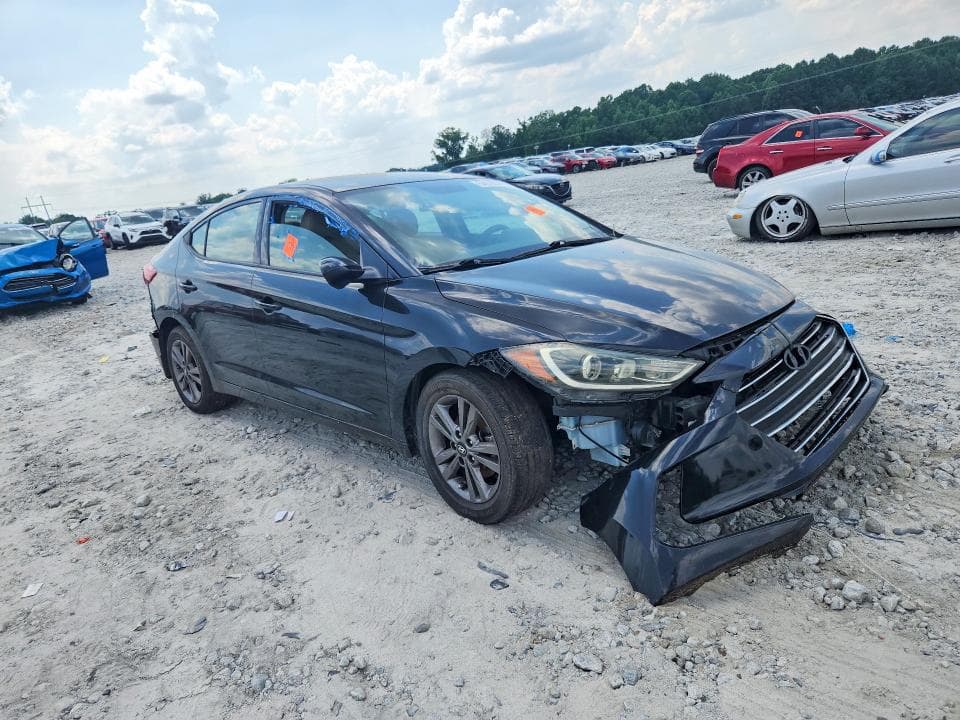 2018 HYUNDAI ELANTRA SEL 4