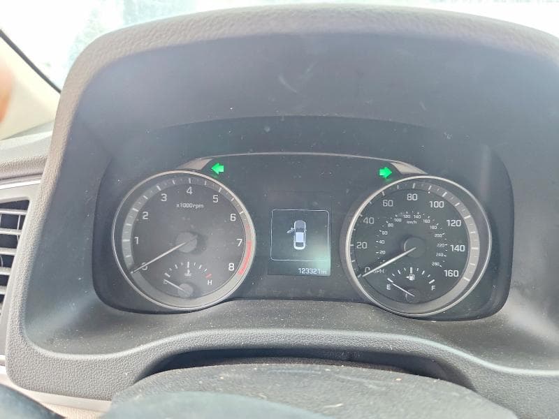 2018 HYUNDAI ELANTRA SEL 9