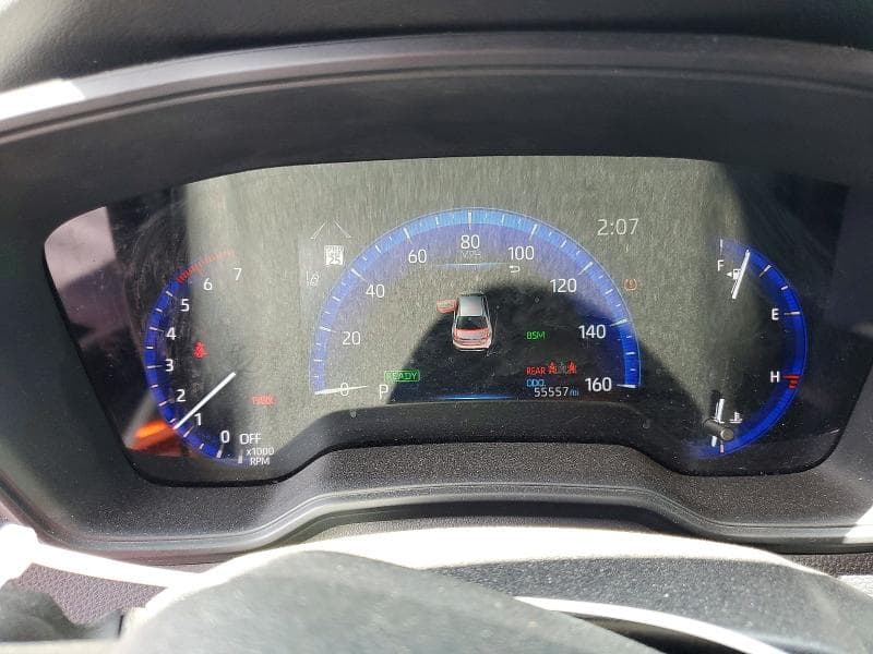 2021 TOYOTA COROLLA LE 9