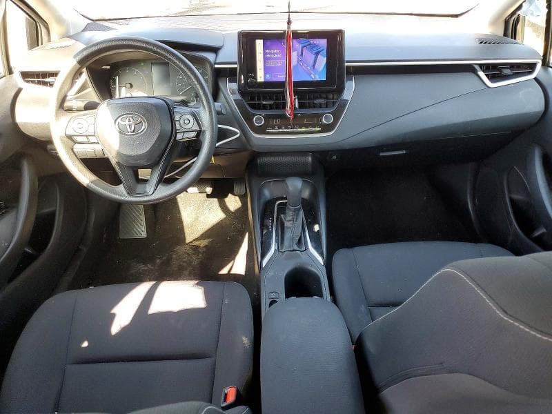 2023 TOYOTA COROLLA LE LE 8