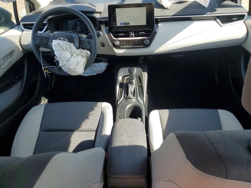 2026 TOYOTA COROLLA LE 8