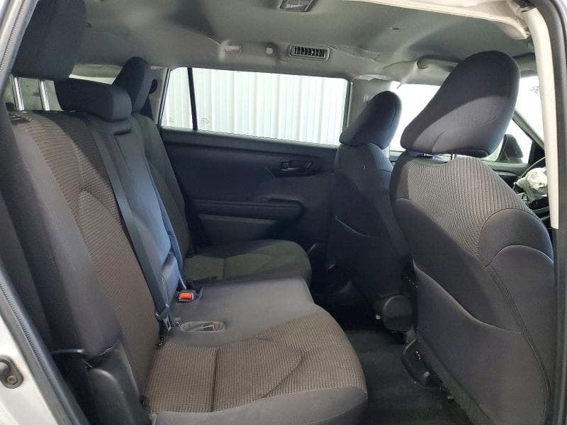 2022 TOYOTA HIGHLANDER LE 11