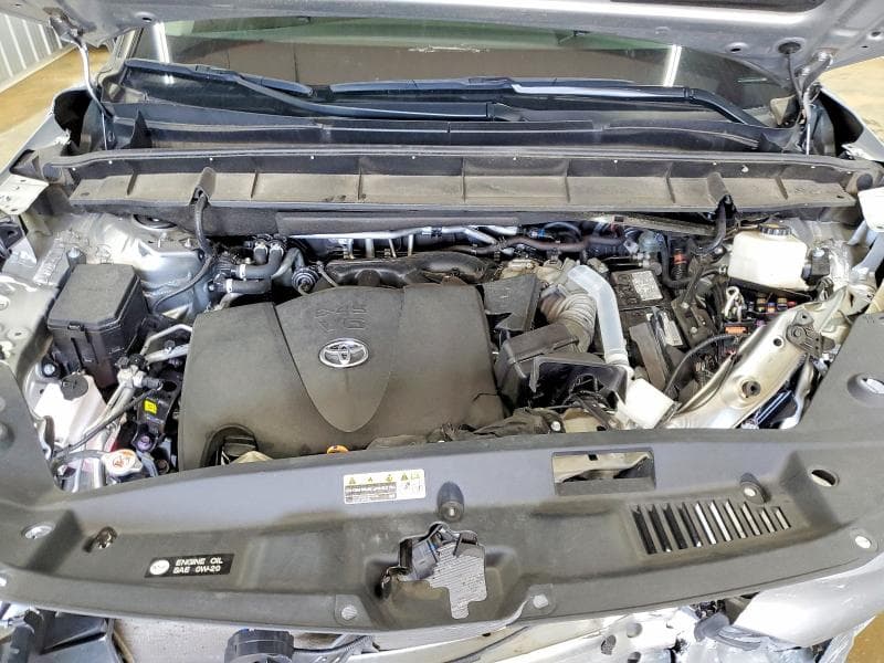 2022 TOYOTA HIGHLANDER LE 12