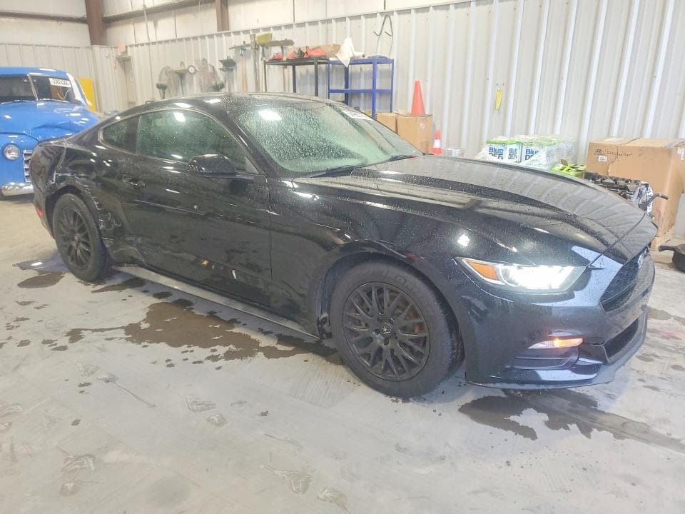2017 FORD MUSTANG 4