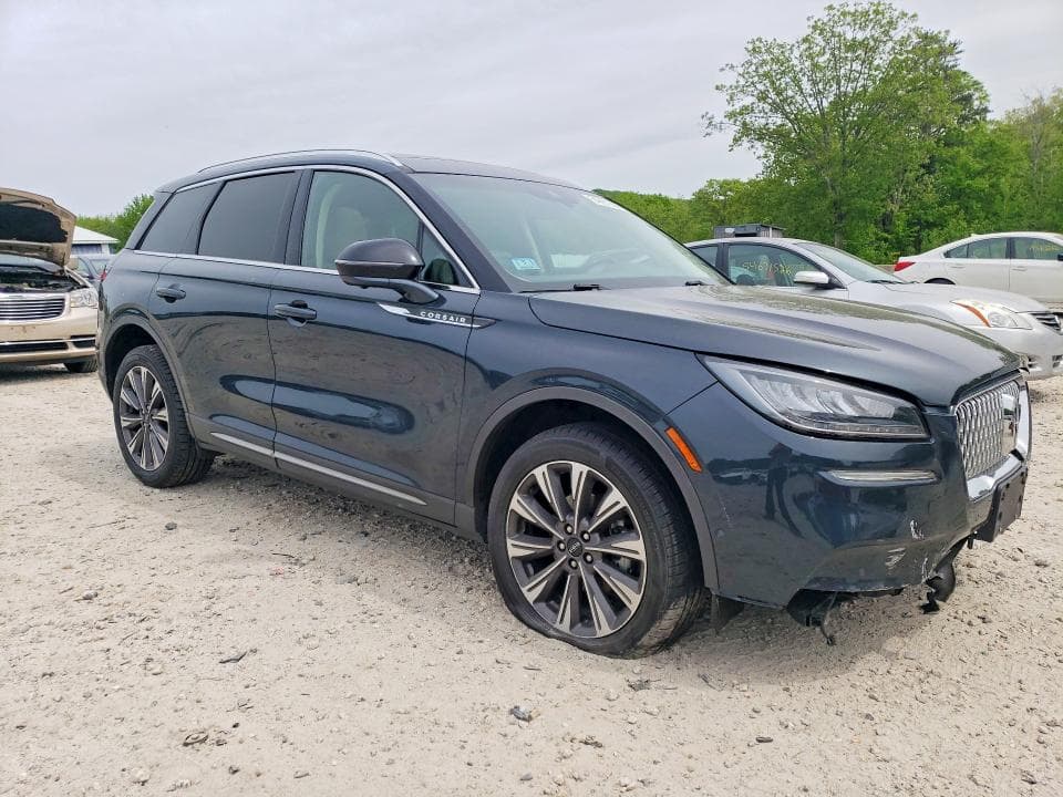 2021 LINCOLN CORSAIR RESERVE 4