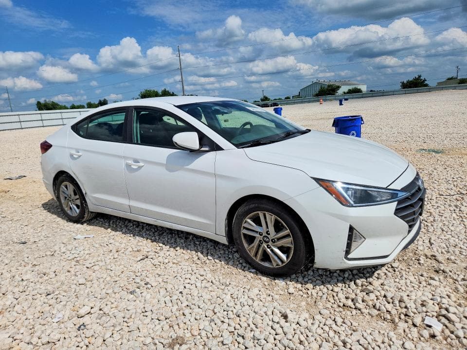 2020 HYUNDAI ELANTRA SEL SEL 4