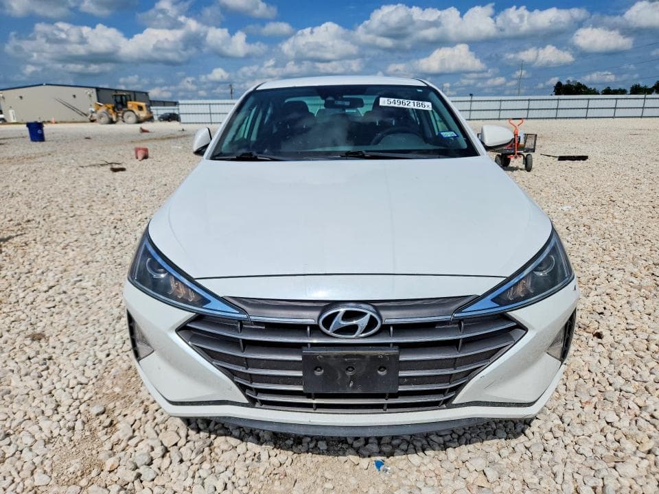 2020 HYUNDAI ELANTRA SEL SEL 5