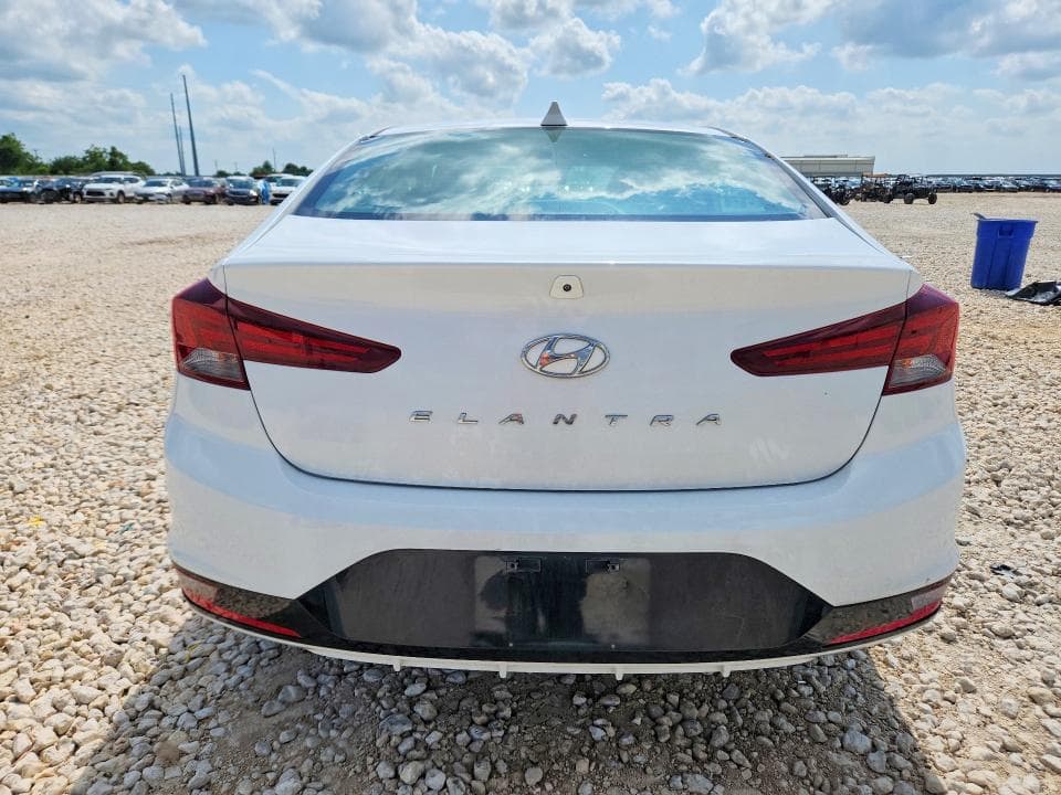 2020 HYUNDAI ELANTRA SEL SEL 6