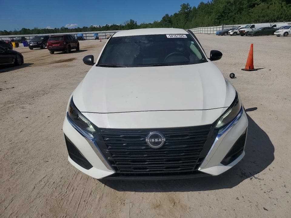 2024 NISSAN ALTIMA SV 5