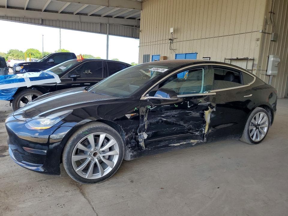 2018 TESLA MODEL 3