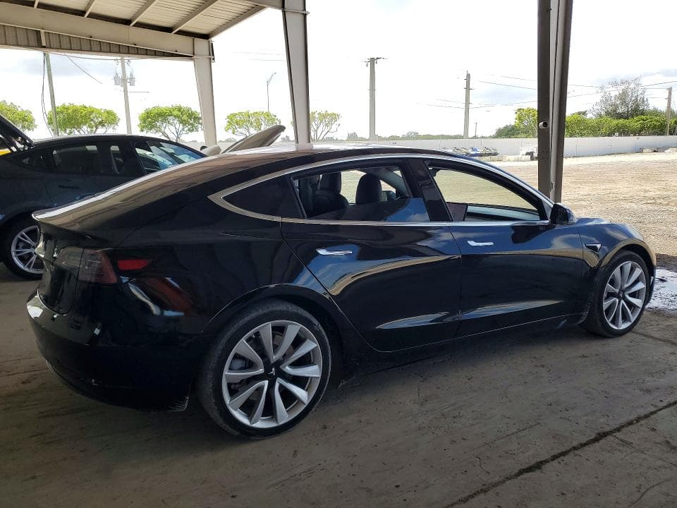 2018 TESLA MODEL 3 3