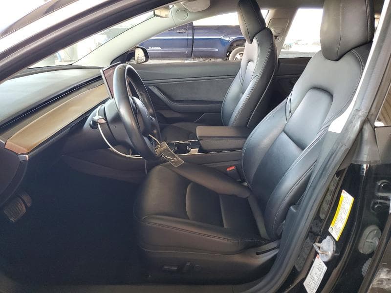 2018 TESLA MODEL 3 7