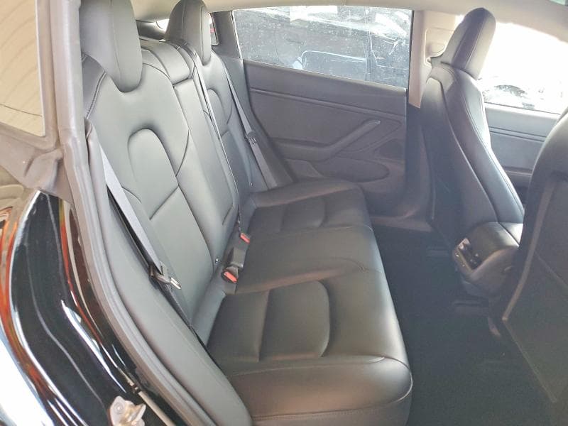 2018 TESLA MODEL 3 10
