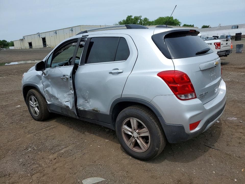 2017 CHEVROLET TRAX 1LT 2