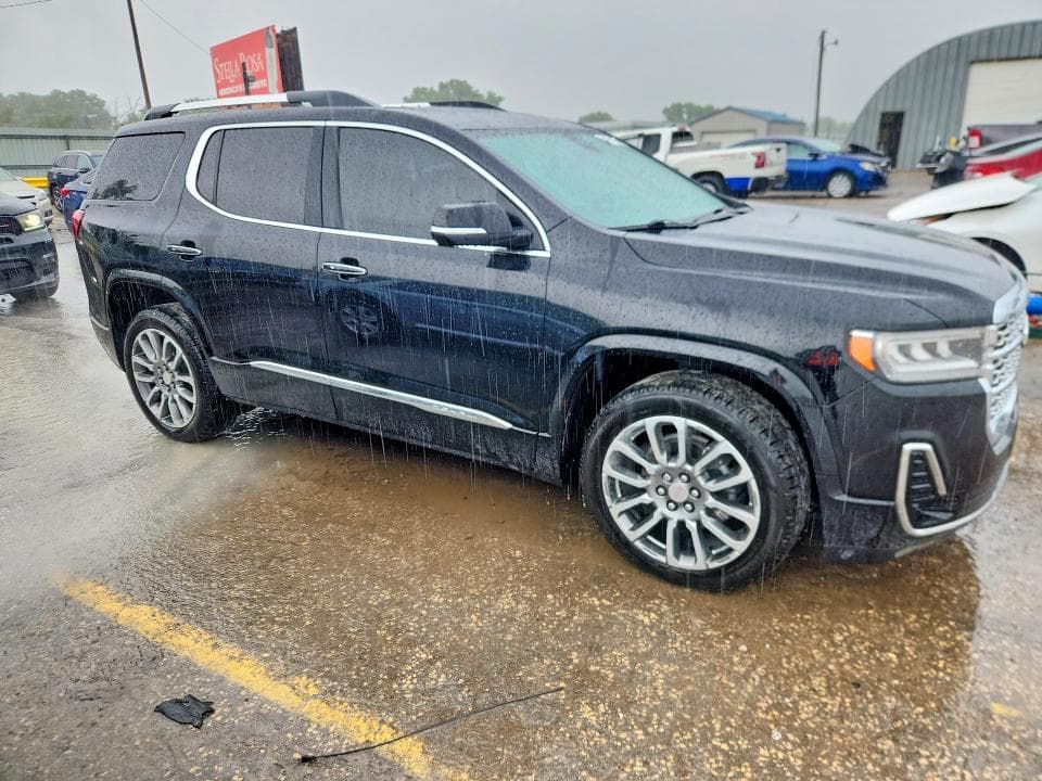 2023 GMC ACADIA DENALI 4