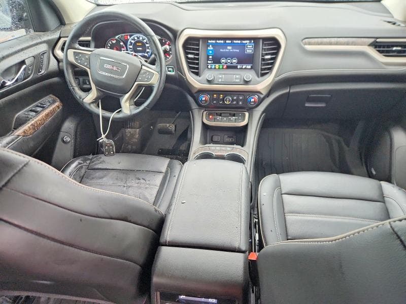 2023 GMC ACADIA DENALI 8