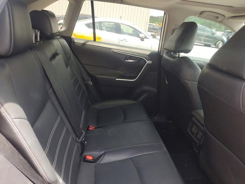 2021 TOYOTA RAV4 XLE PREMIUM 11