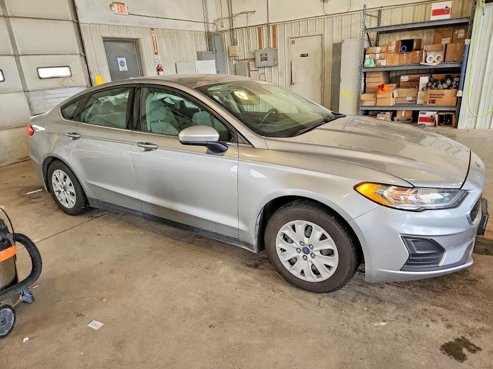 2020 FORD FUSION S 4