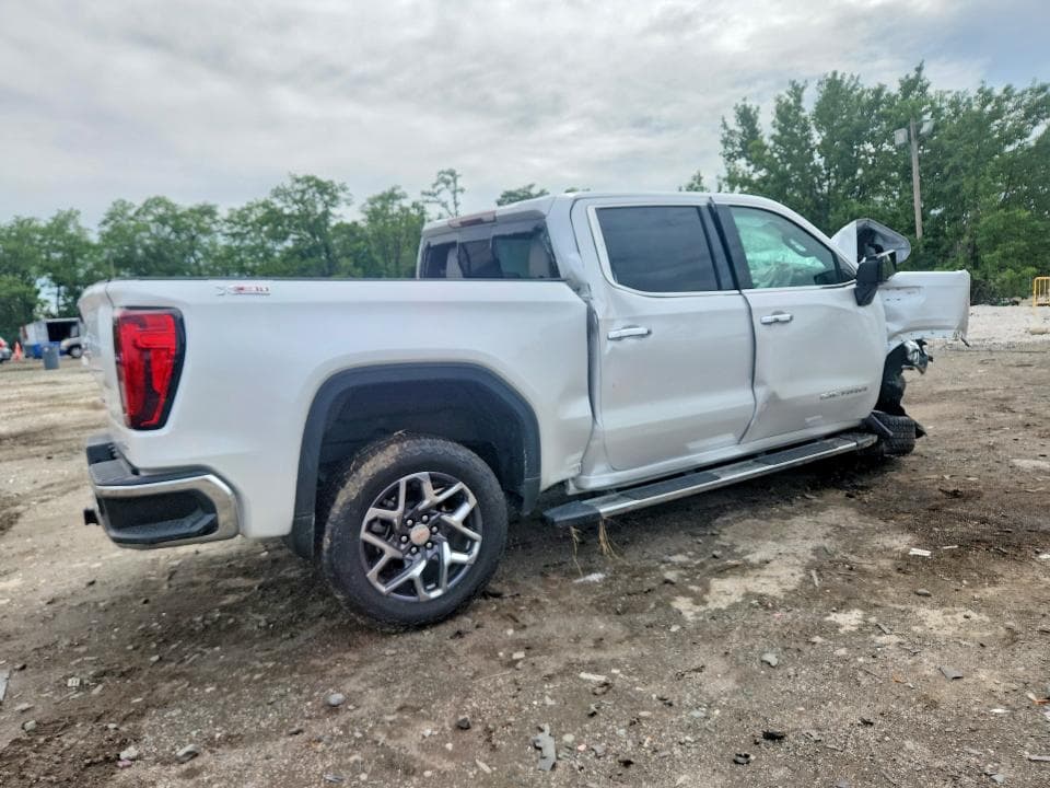 2025 GMC SIERRA K1500 SLT 3