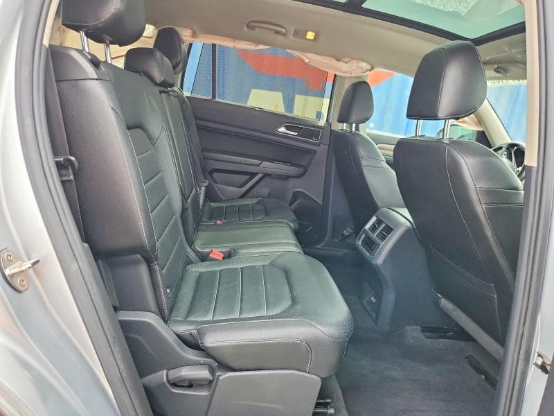 2018 VOLKSWAGEN ATLAS SEL PREMIUM SEL PREMIUM 11