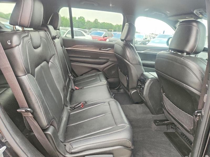 2024 JEEP GRAND CHEROKEE L LIMITED 11