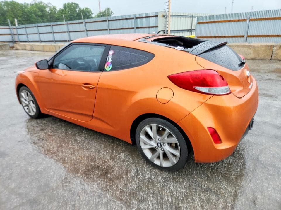 2016 HYUNDAI VELOSTER BASE 2
