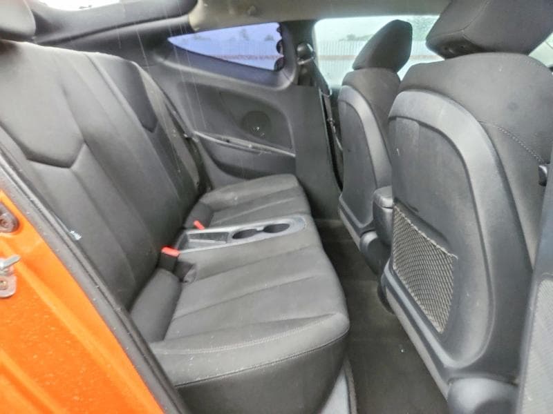 2016 HYUNDAI VELOSTER BASE 10