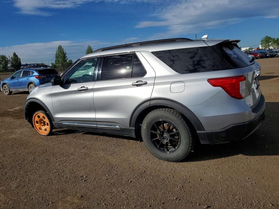 2020 FORD EXPLORER XLT 2