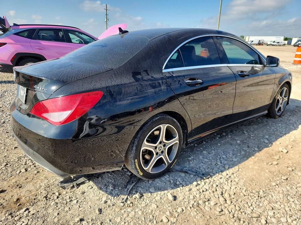 2018 MERCEDES-BENZ CLA 250 4MATIC 3