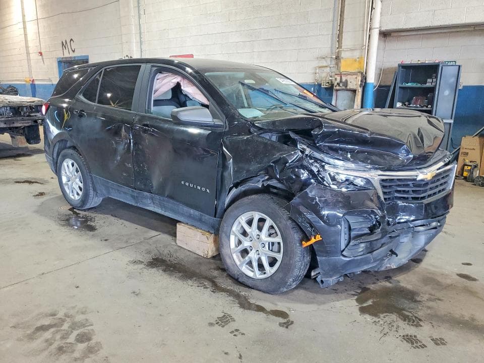 2022 CHEVROLET EQUINOX LS LS 4