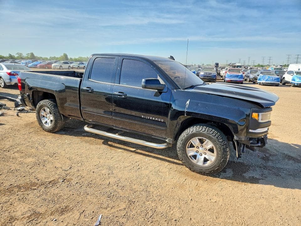 2017 CHEVROLET SILVERADO C1500 LT C1500 LT 4