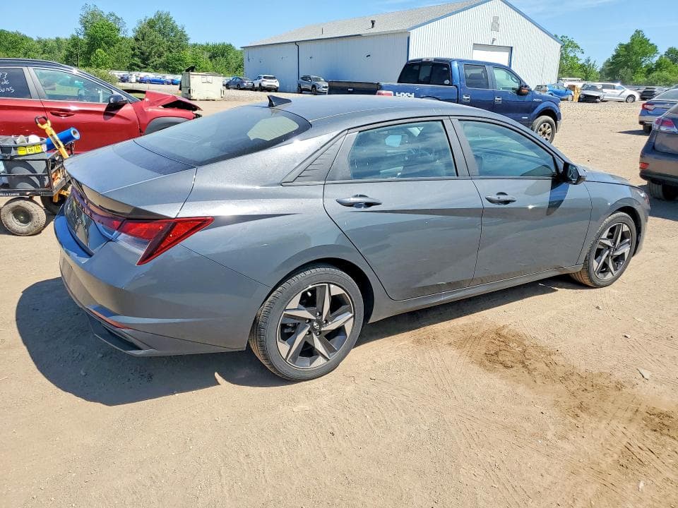 2023 HYUNDAI ELANTRA SEL 3