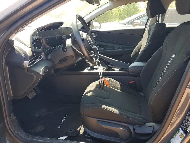 2023 HYUNDAI ELANTRA SEL 7