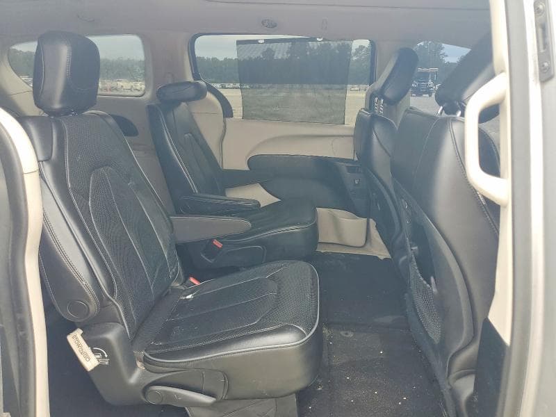2018 CHRYSLER PACIFICA 11