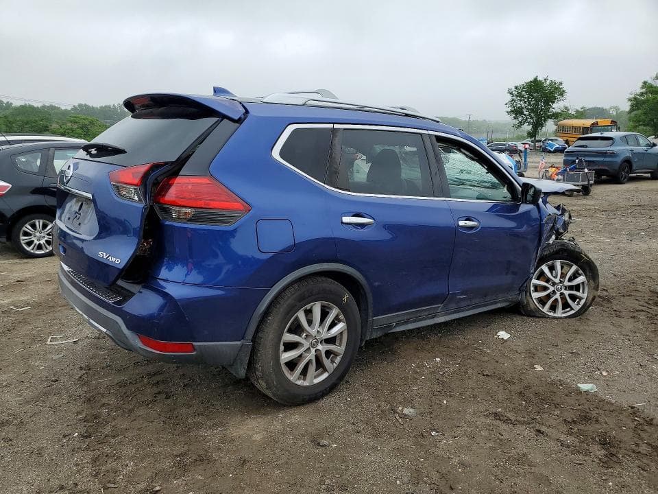 2017 NISSAN ROGUE SV 3