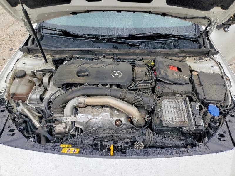 2025 MERCEDES-BENZ CLA 250 11