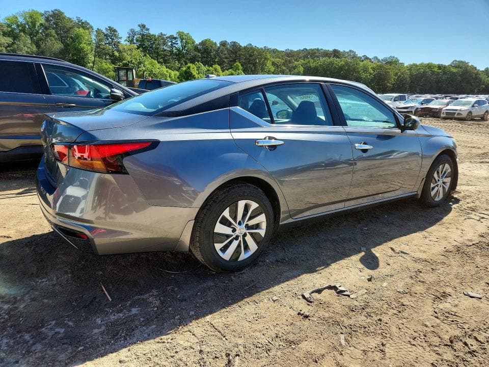 2019 NISSAN ALTIMA S S 3