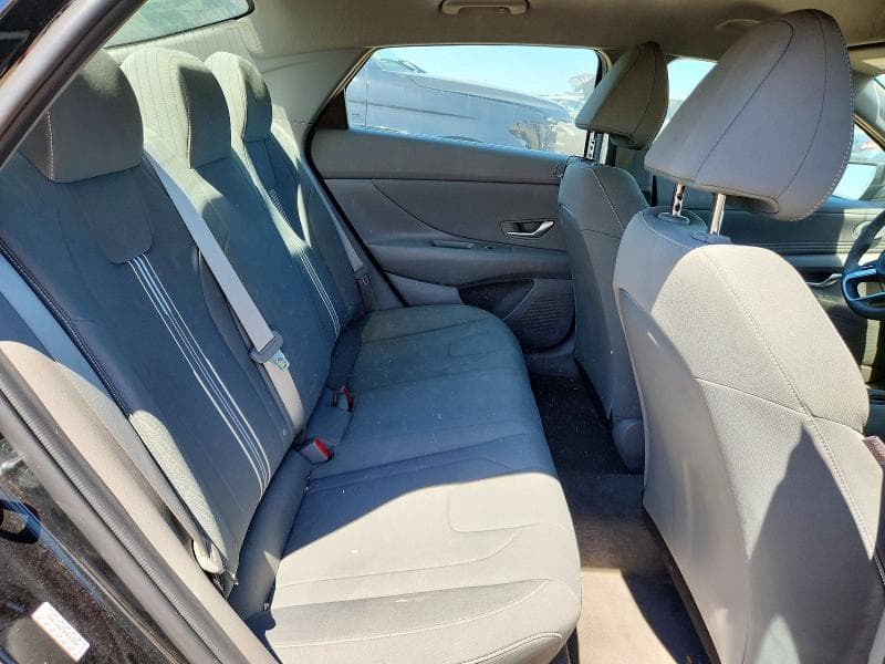 2023 HYUNDAI ELANTRA SEL 10