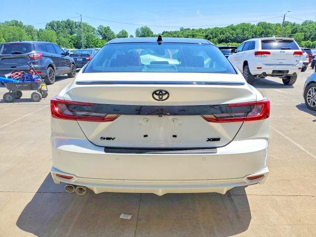 2025 TOYOTA CAMRY XSE 6