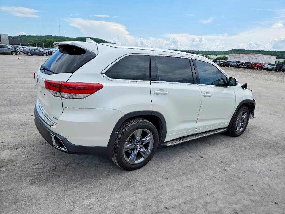 2017 TOYOTA HIGHLANDER LIMITED PLATINUM LIMITED PLATINUM 3