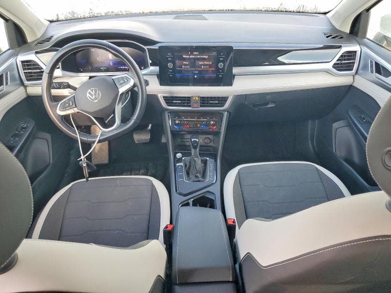 2025 VOLKSWAGEN TAOS SE 8
