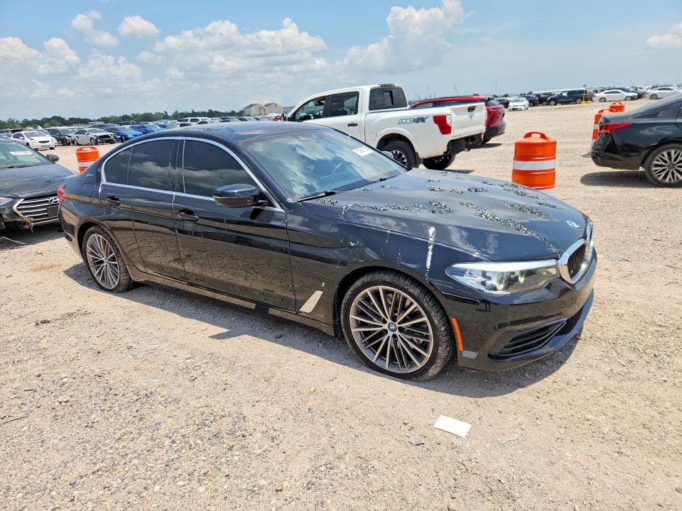 2019 BMW 530E 4