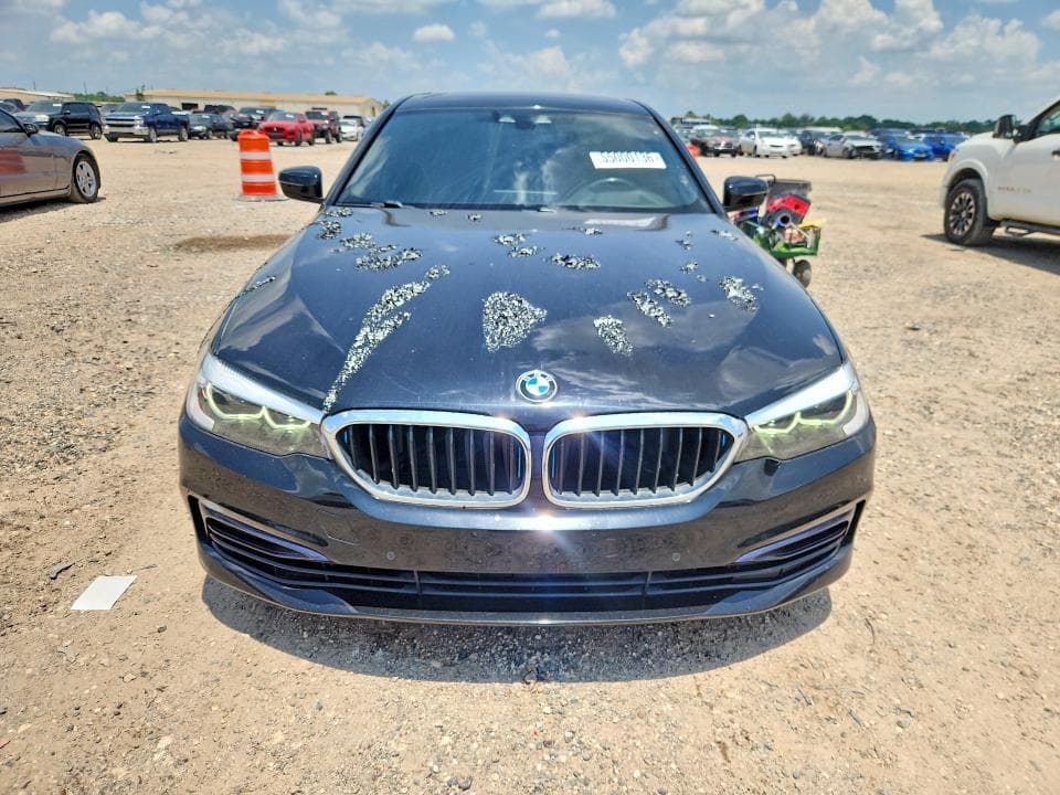 2019 BMW 530E 5