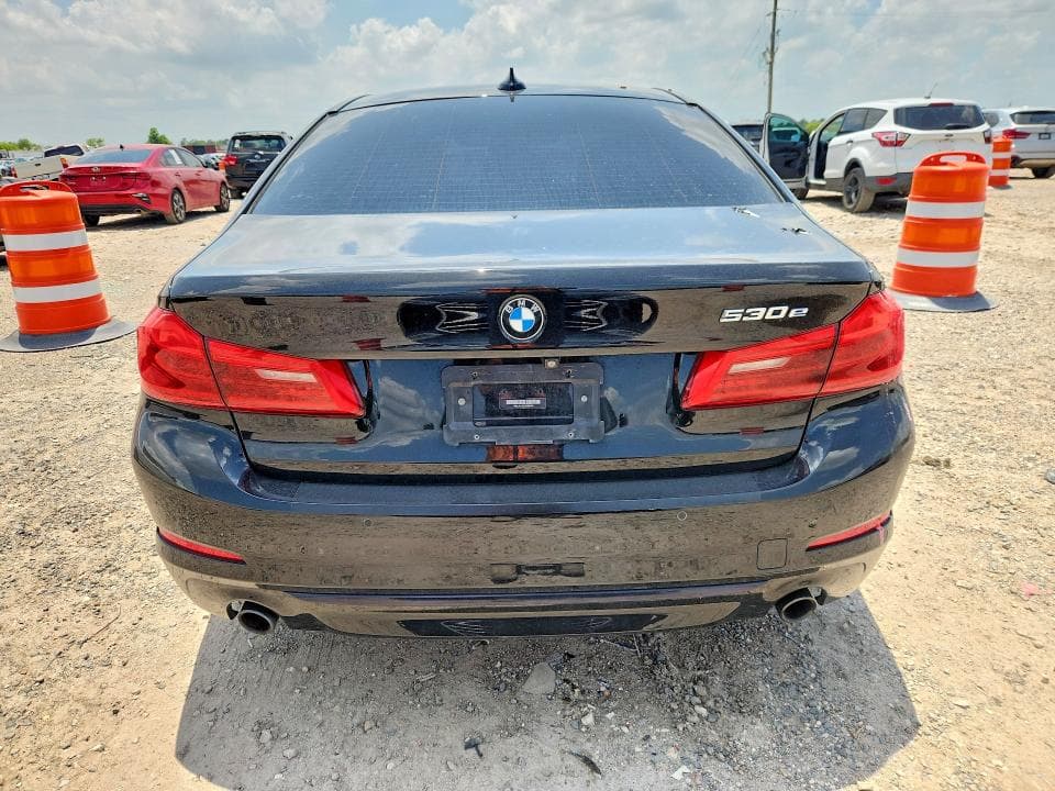 2019 BMW 530E 6