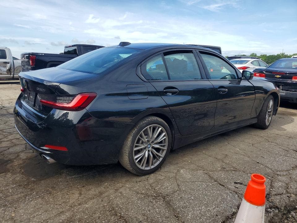 2023 BMW 330I 3
