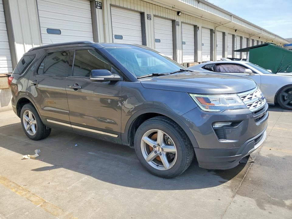 2018 FORD EXPLORER XLT 4